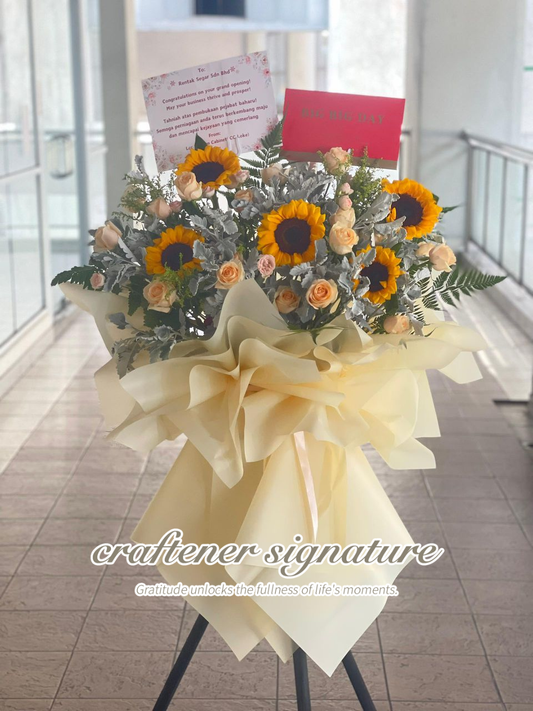 Golden Bloom of Success Stand #20