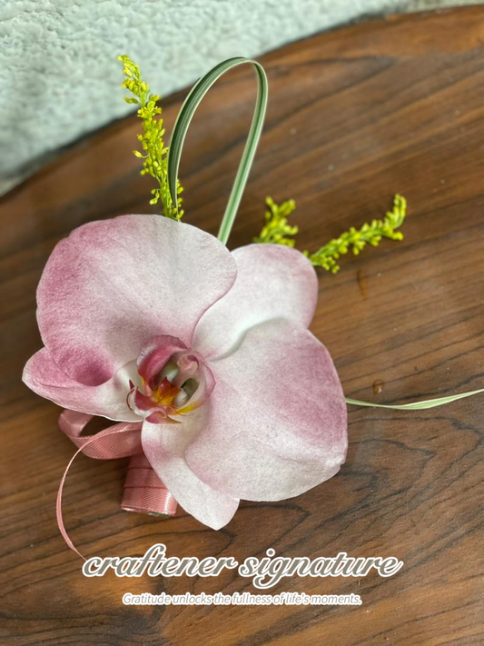 Elegant Orchid & Rose Hand Bouquet for 5 pcs