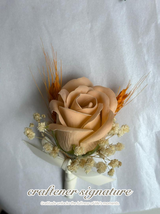 Nude Rose Boutonnière