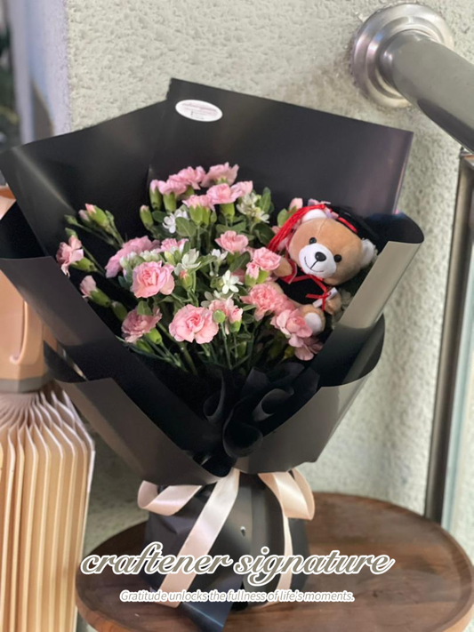 Graduation Bloom Bouquet 🎓💐