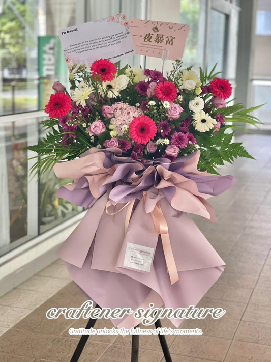 Lavender Bloom Elegance Stand
