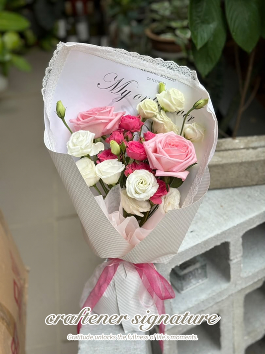 Craftener Signature Pink & White Romantic Rose Bouquet
