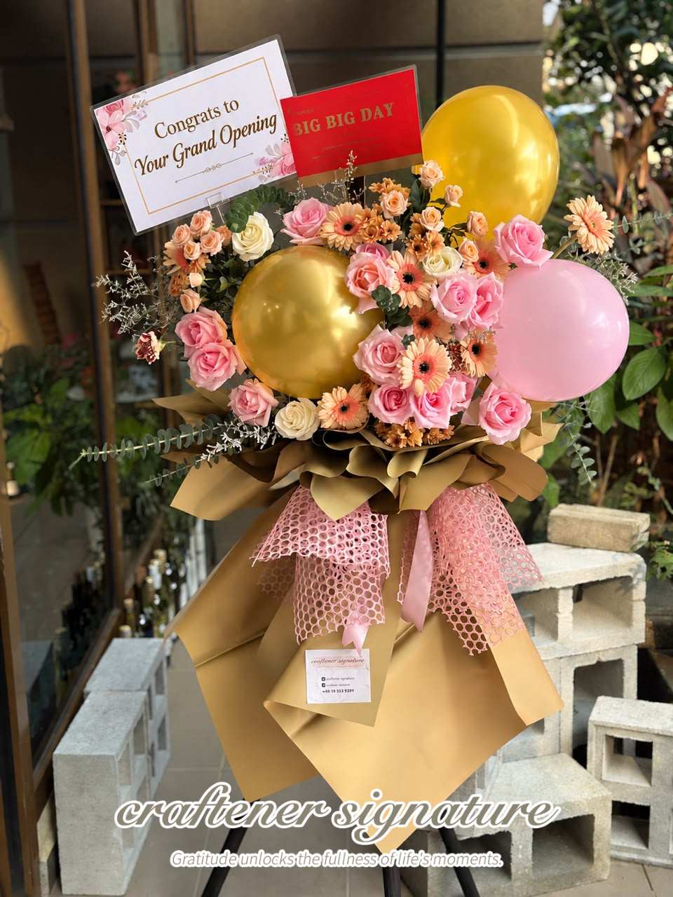 Craftener Signature Big Big Day Floral & Balloon Stand