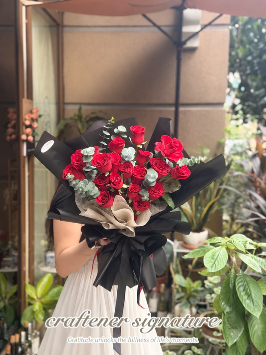 Craftener Signature Classic Red Rose Bouquet